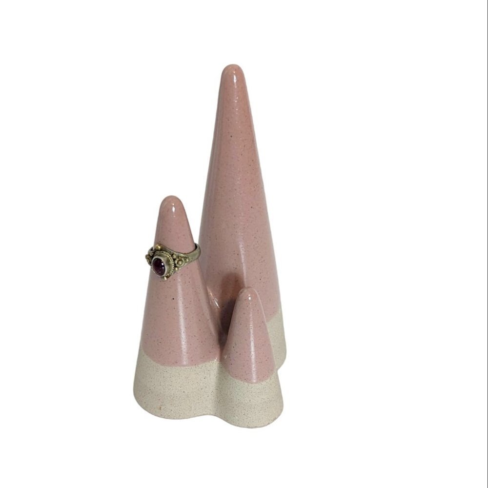 Ceramic‎ Ring Holder Jewelry Mountain Display Triple Cones MT